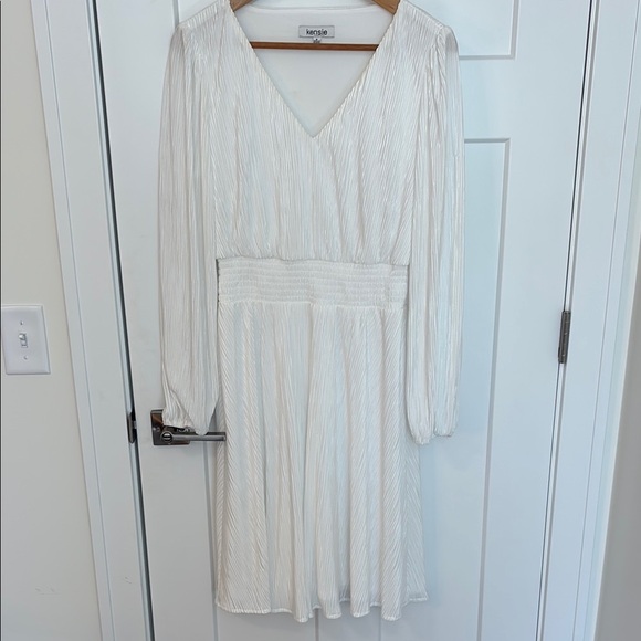 Kensie Crinkle Blouson Dress - Picture 5 of 5